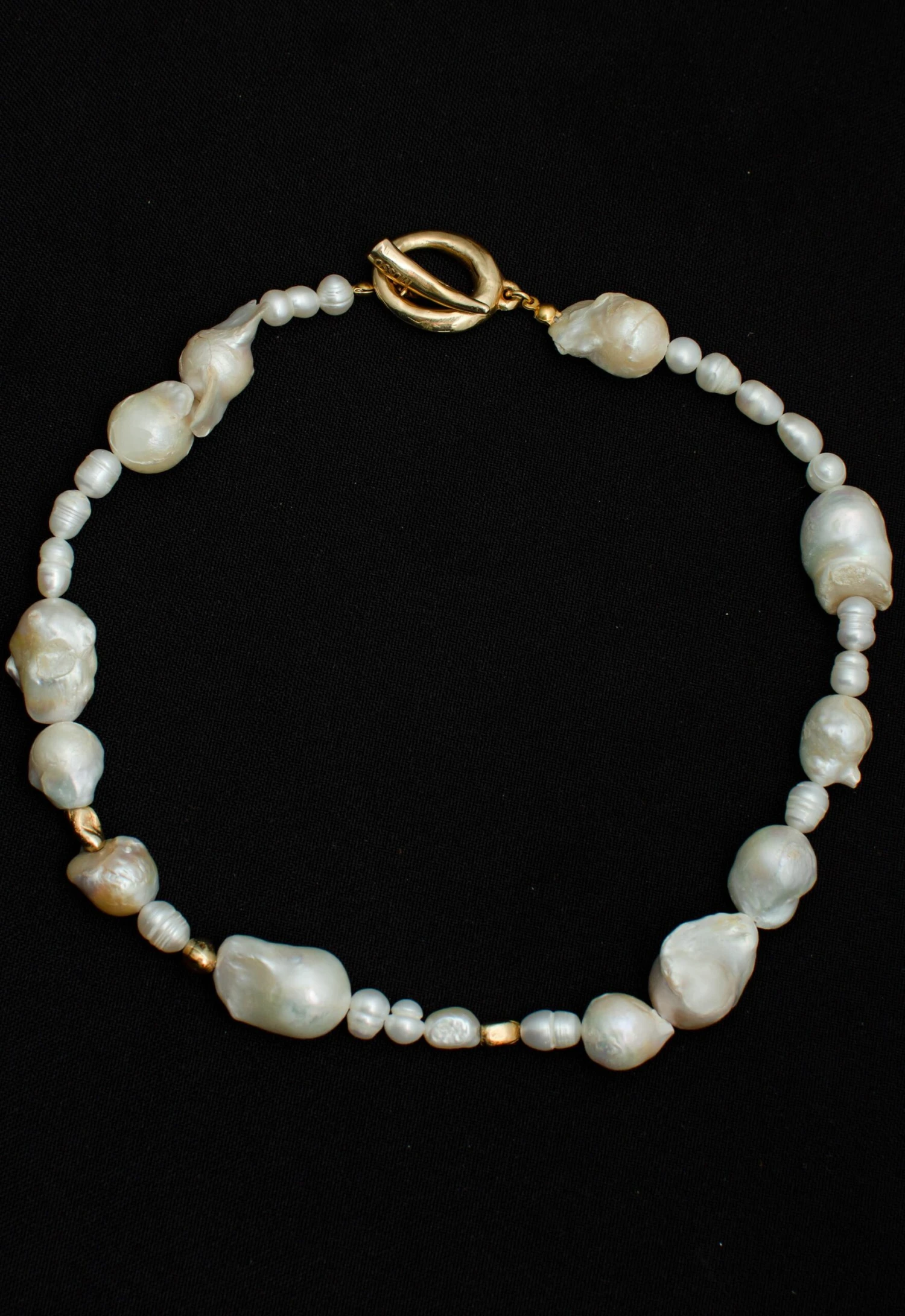 Unknown Iregular Baroque Pearl Necklace 5 Unknown Iregular Baroque Pearl Necklace – Image 3