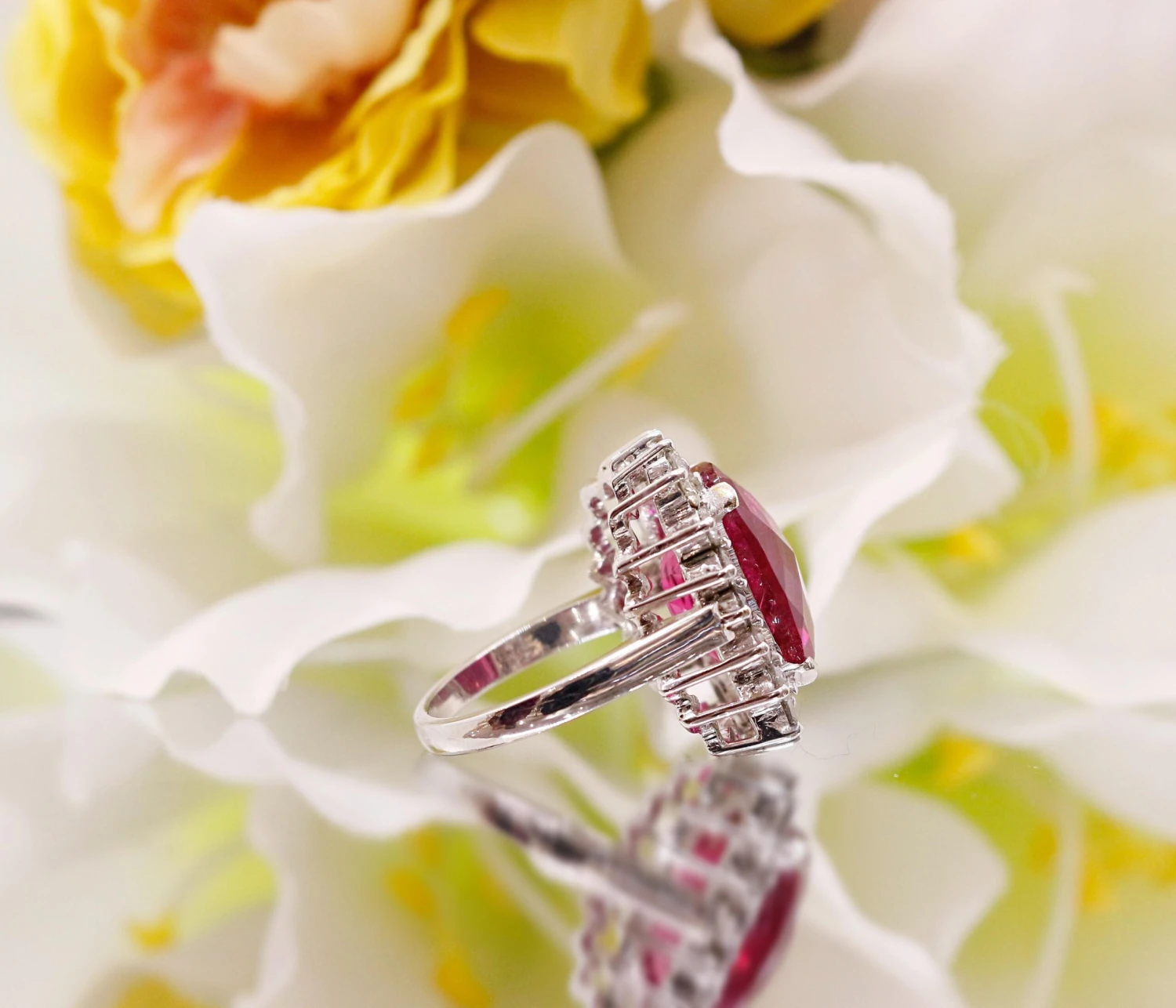 Unknown Tourmaline Engagement Ring In 18k White Gold 7 Unknown Tourmaline Engagement Ring In 18k White Gold – Image 5