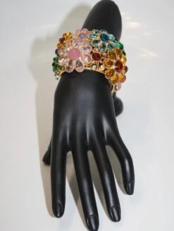 Unknown Pate De Verre Multicolor Flower Cuff 17 Unknown Pate De Verre Multicolor Flower Cuff -Mode Bijouterie Magasin EA92919E 3DCF 49AC 872E 4F0336BE0D4E master