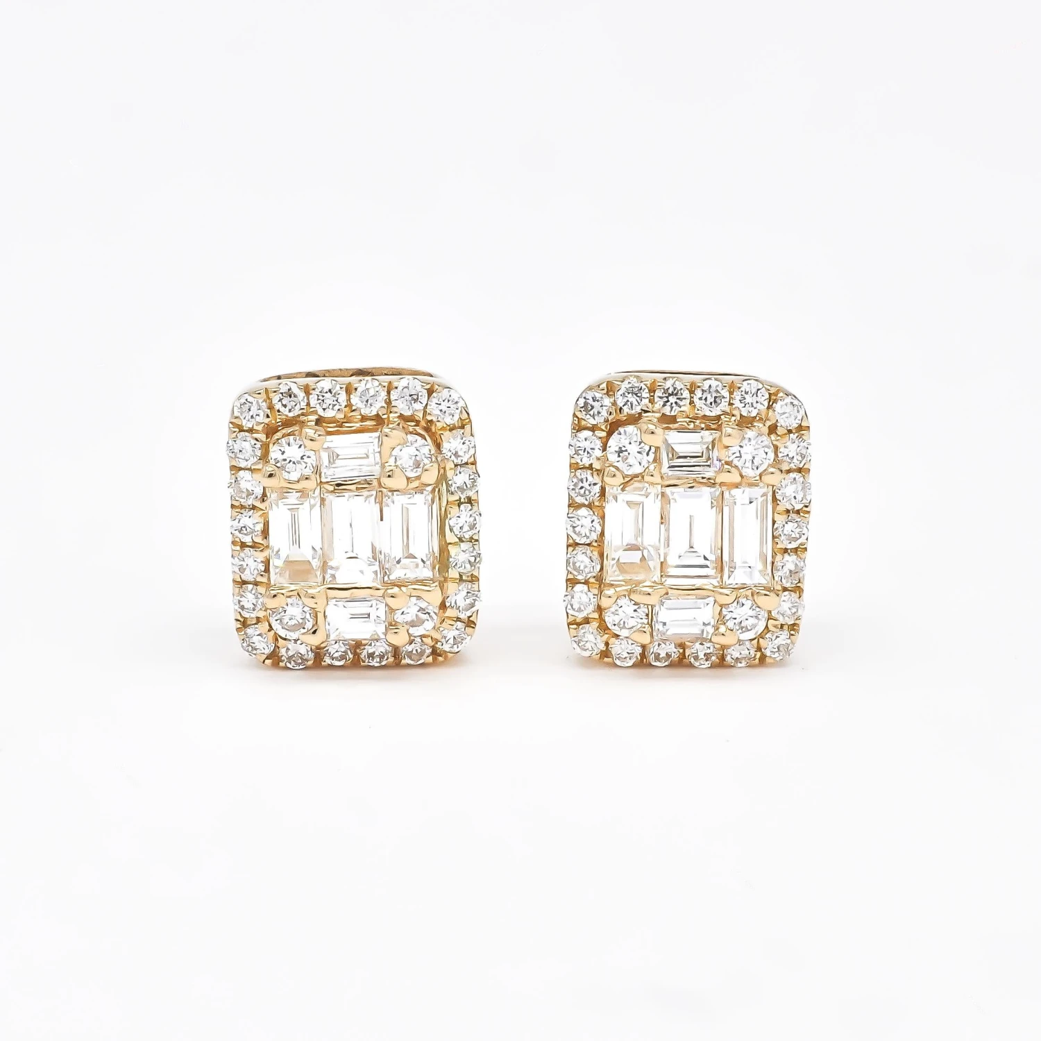 18 Karat Rose Gold Natural Diamonds Illusion Halo Cluster Emerald Stud Earrings 6 18 Karat Rose Gold Natural Diamonds Illusion Halo Cluster Emerald Stud Earrings – Image 4