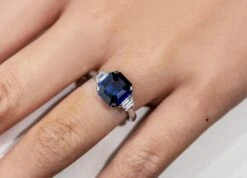 GIA Certified 3.73 Carats Emerald Cut Blue Sapphire Three-Stone Engagement Ring -Mode Bijouterie Magasin EM936S 2 master 1