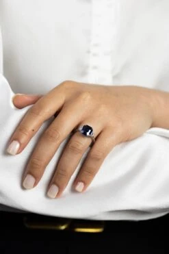 GIA Certified 3.73 Carats Emerald Cut Blue Sapphire Three-Stone Engagement Ring -Mode Bijouterie Magasin EM936S 2 master