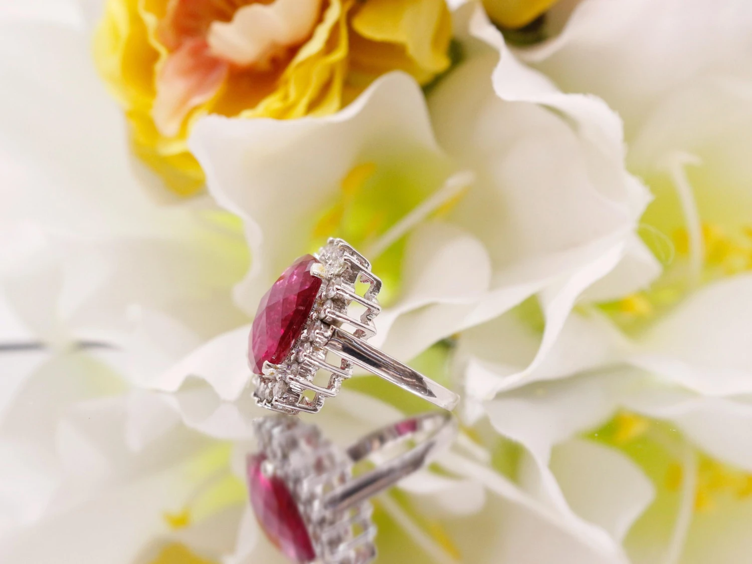 Unknown Tourmaline Engagement Ring In 18k White Gold 5 Unknown Tourmaline Engagement Ring In 18k White Gold – Image 3