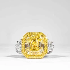 Shreve, Crump & Low GIA Certified 8.02 Carat Fancy Yellow Asscher Diamond Ring -Mode Bijouterie Magasin FF master