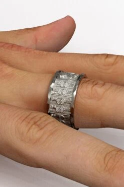 Italian 14k Gold Ring With Temple Of Persepolis Bas-Reliefs, Persian Style Ring 20 Italian 14k Gold Ring With Temple Of Persepolis Bas-Reliefs, Persian Style Ring -Mode Bijouterie Magasin FID 048 AN 24 master 1