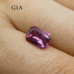2.15 Carat Octagonal Purplish Pink Sapphire GIA Certified Madagascar -Mode Bijouterie Magasin GIAS2168 11 master