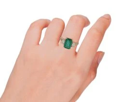 2.85 Carat Zambian Emerald & Diamond Ring Studded In 18k Yellow Gold -Mode Bijouterie Magasin HR 6138 26511 GP 3 master
