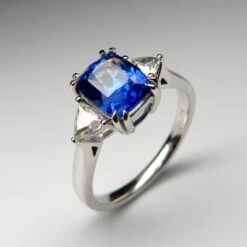 Unknown Sapphire Ring Diamond Wedding Band White Gold Blue Gemstone 28 Unknown Sapphire Ring Diamond Wedding Band White Gold Blue Gemstone -Mode Bijouterie Magasin IMG 0041 master