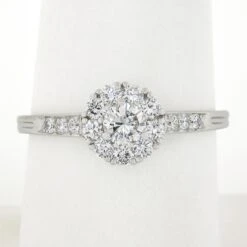 Vintage Tiffany & Co. Platinum Brilliant Diamond Cluster Petite Promise Ring -Mode Bijouterie Magasin IMG 0413 marked master