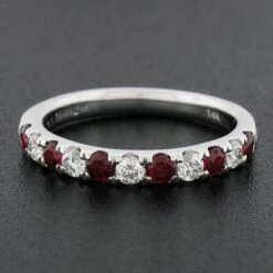 Unknown 14k Gold 0.80ct Alternating Round Brilliant Ruby & Diamond Prong Stack Band Ring 13 Unknown 14k Gold 0.80ct Alternating Round Brilliant Ruby & Diamond Prong Stack Band Ring -Mode Bijouterie Magasin IMG 0716 marked master