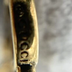 Gucci Aged Gold Metal Butterfly Necklace With Multicolor Crystal -Mode Bijouterie Magasin IMG 0986 master