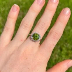 Unknown 14k Peridot Diamond Ring 11 Unknown 14k Peridot Diamond Ring -Mode Bijouterie Magasin IMG 1001 master