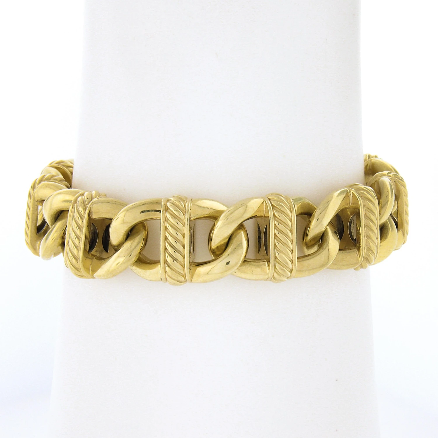 David Yurman 18k Gold Open Cable Link Chain Bracelet W/ Twisted Wire 4 David Yurman 18k Gold Open Cable Link Chain Bracelet W/ Twisted Wire – Image 2