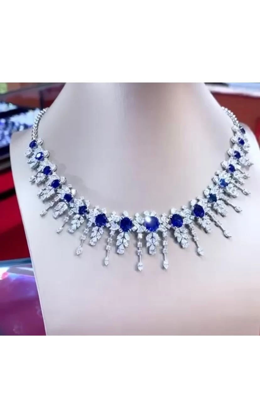 Amazing 43.08 Carats Of Royal Blue Ceylon Sapphires And Diamonds On Necklace 7 Amazing 43.08 Carats Of Royal Blue Ceylon Sapphires And Diamonds On Necklace – Image 5
