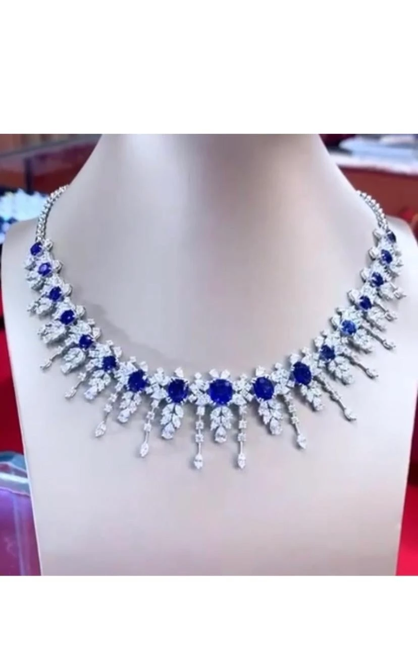 Amazing 43.08 Carats Of Royal Blue Ceylon Sapphires And Diamonds On Necklace 8 Amazing 43.08 Carats Of Royal Blue Ceylon Sapphires And Diamonds On Necklace – Image 6