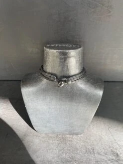 One-of-a-kind Necklace In Mixed Materials From The Danish Brand 9 One-of-a-kind Necklace In Mixed Materials From The Danish Brand -Mode Bijouterie Magasin IMG 1367 copy master