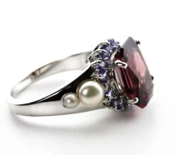 AJD Elegant 7.2 Ct Brilliant Red Zircon, Sapphire, Pearl Sterling Cocktail Ring -Mode Bijouterie Magasin IMG 1436 master
