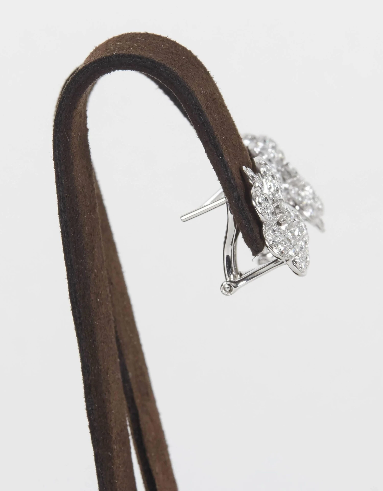 Diamond Gold Flower Earrings 7 Diamond Gold Flower Earrings – Image 5