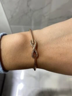 Tiffany & Co. Tiffany Infinity Cuff, 0.39ctw Round Diamond 'D-F, VS-VVS' In 18kt Rose Gold -Mode Bijouterie Magasin IMG 1619732731803 master