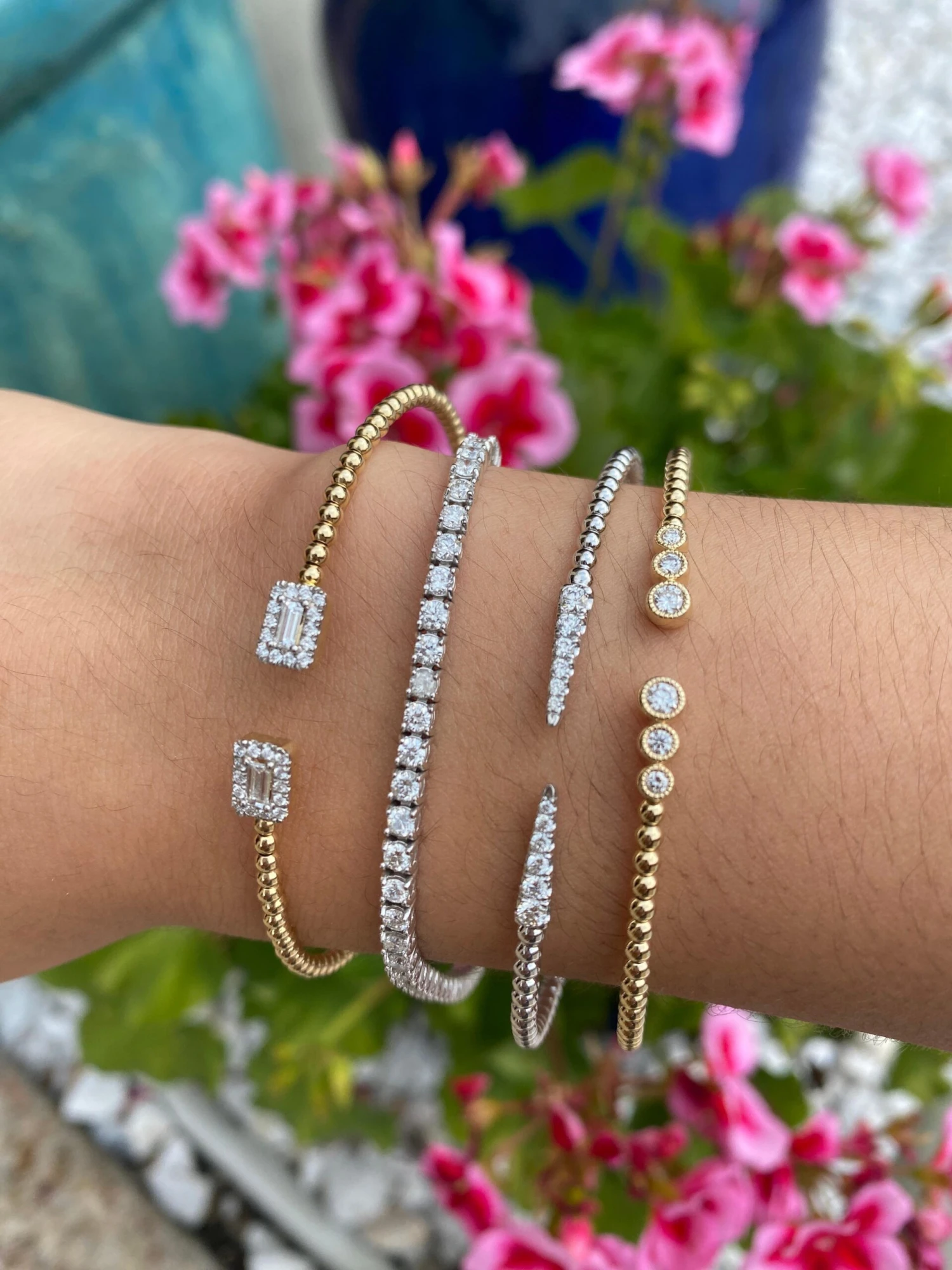 Diamond Spike Bracelet Flexible Cuff Bangle, .26 Carats BG4216-62W45JJ LV 14kt 5 Diamond Spike Bracelet Flexible Cuff Bangle, .26 Carats BG4216-62W45JJ LV 14kt – Image 3