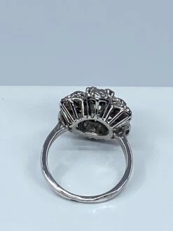 Unknown Engagement Ring In 18 Carat, Flower Model Set With Diamonds -Mode Bijouterie Magasin IMG 1686409352764 master