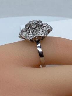 Unknown Engagement Ring In 18 Carat, Flower Model Set With Diamonds -Mode Bijouterie Magasin IMG 1686409361095 master