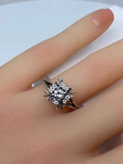 Unknown 18 Carat White Gold Ring, Square Flower Model In Gold Threads And Diamonds 38 Unknown 18 Carat White Gold Ring, Square Flower Model In Gold Threads And Diamonds -Mode Bijouterie Magasin IMG 1686416351309 master