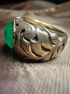 Unknown Emerald Ring With Engravings -Mode Bijouterie Magasin IMG 1686667904187 master