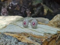Unknown Pink Sapphire With Diamond Earrings Set In 18 Karat White Gold Settings 11 Unknown Pink Sapphire With Diamond Earrings Set In 18 Karat White Gold Settings -Mode Bijouterie Magasin IMG 20210522 144344 master