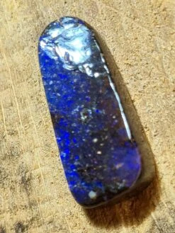 Unknown Violetish Blue With Play Of Colors, Black Opal In Matrix - 6.42 -Mode Bijouterie Magasin IMG 20230113 WA0003 master