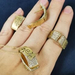 Champagne Diamonds 18 Karat Yellow Gold Pret-a-Porter Pendant Suite -Mode Bijouterie Magasin IMG 20230321 112037 master