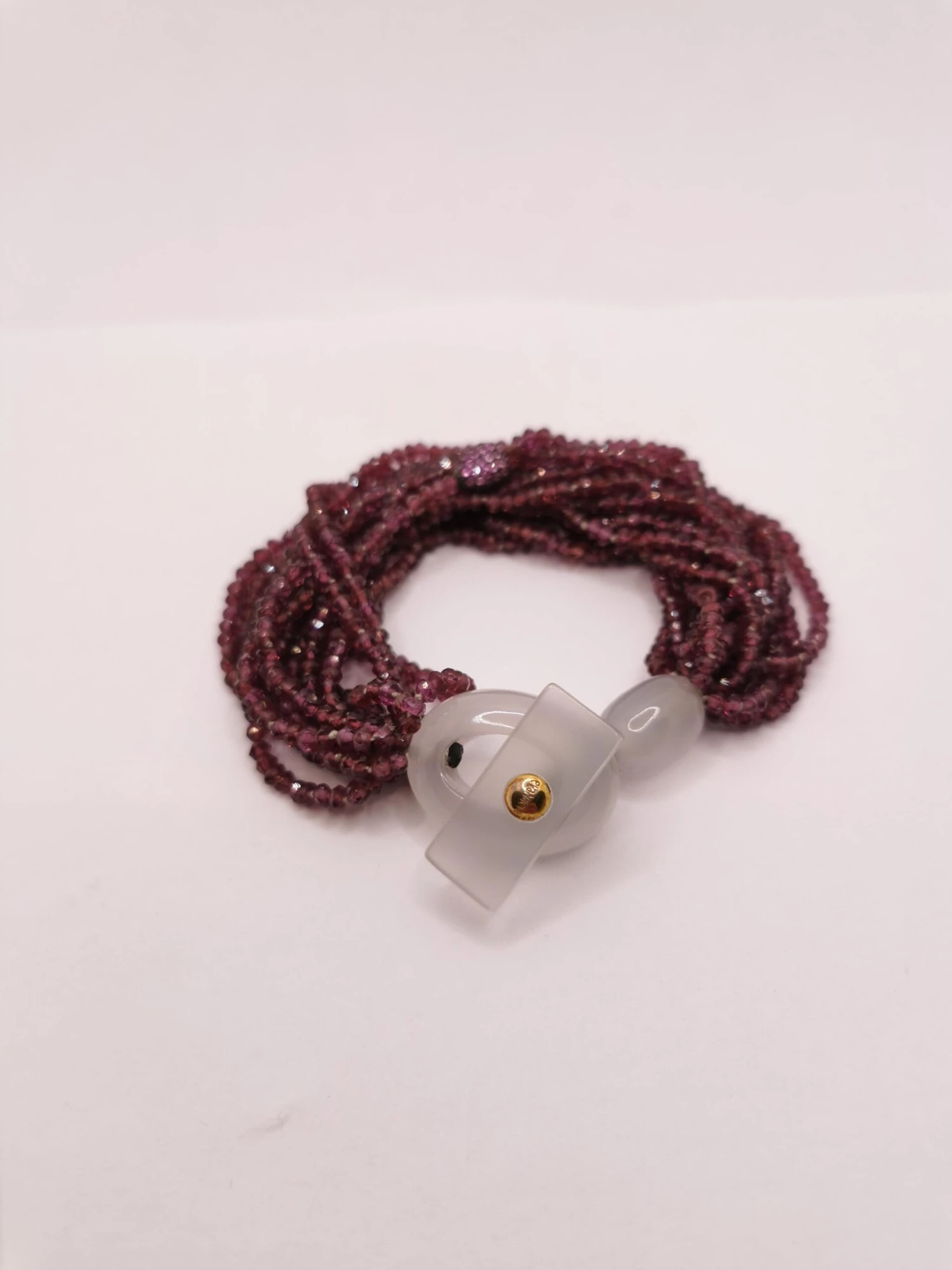 Unknown Rhodolite Garnet And Pink Sapphires Multi Strand Bakelite Bead Bracelet 6 Unknown Rhodolite Garnet And Pink Sapphires Multi Strand Bakelite Bead Bracelet – Image 4