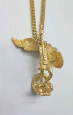 14 Kt Gold Necklace Saint Michael The Archangel 12 14 Kt Gold Necklace Saint Michael The Archangel -Mode Bijouterie Magasin IMG 20230613 141221 master