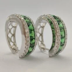 2.6 Carat Deep Green Tsavorite Diamond Huggie Hoop Earrings In 18k White Gold 13 2.6 Carat Deep Green Tsavorite Diamond Huggie Hoop Earrings In 18k White Gold -Mode Bijouterie Magasin IMG 20230616 202213 master