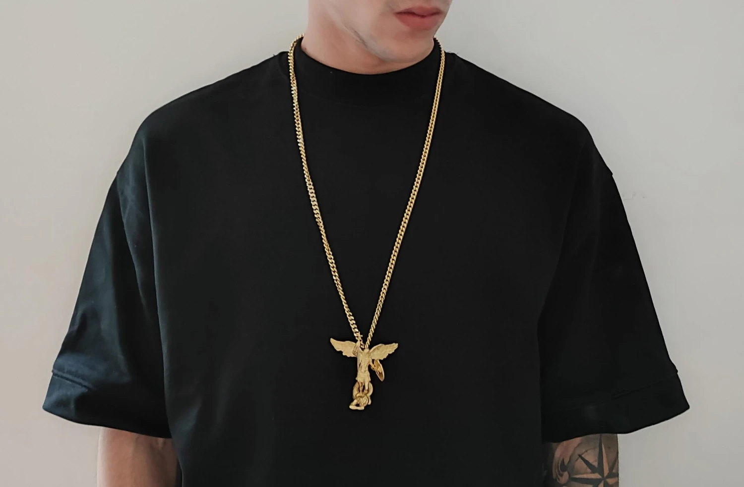 14 Kt Gold Necklace Saint Michael The Archangel 9 14 Kt Gold Necklace Saint Michael The Archangel – Image 7