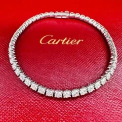 Cartier Essential Lines Round Diamond Tennis Bracelet 18 Karat White Gold Box -Mode Bijouterie Magasin IMG 2030 master