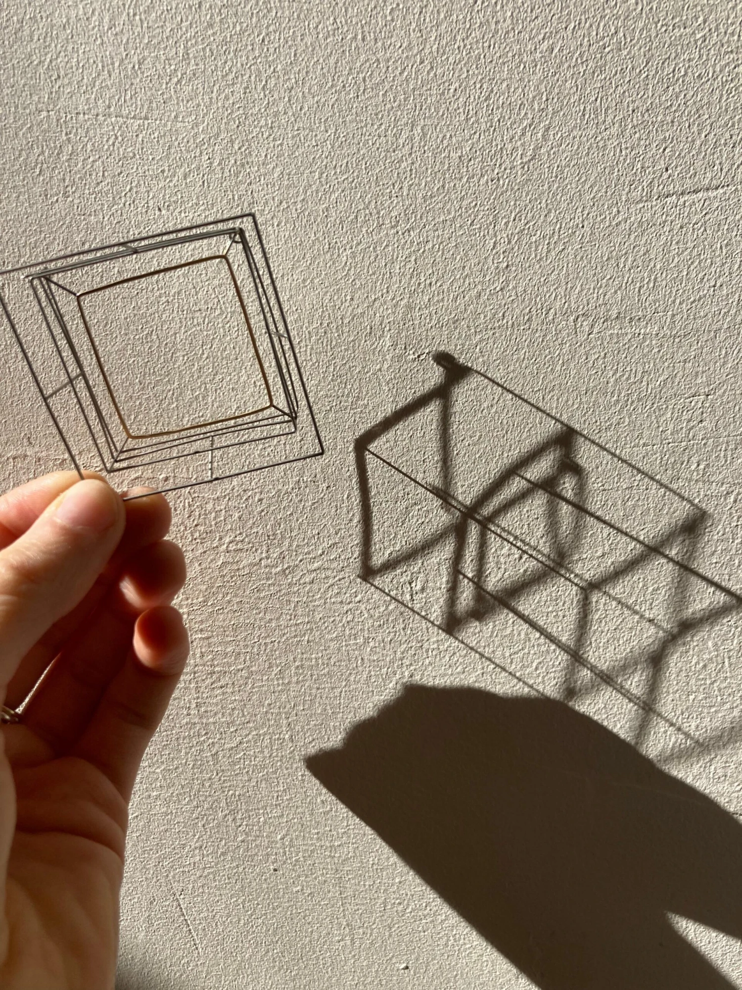 Minimal Frame Brooch 5 Minimal Frame Brooch – Image 3