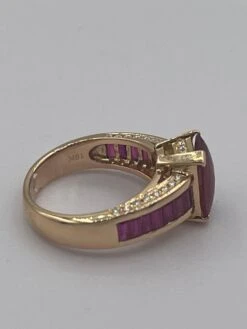 Unknown 2.95 Carat Ruby Ring 0.23 Carat Diamond 18 Karat Gold 16 Unknown 2.95 Carat Ruby Ring 0.23 Carat Diamond 18 Karat Gold -Mode Bijouterie Magasin IMG 2932 master