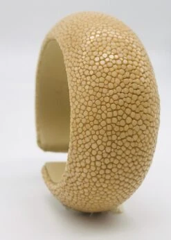 Unknown Beige Galuchat Cuff Bracelet -Mode Bijouterie Magasin IMG 3260 master