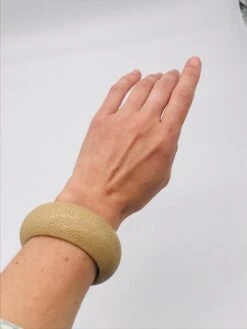 Unknown Beige Galuchat Cuff Bracelet -Mode Bijouterie Magasin IMG 3266 master