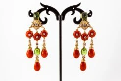 Mediterranean Red Coral White Diamond Green Tourmaline Yellow Gold Drop Earrings 26 Mediterranean Red Coral White Diamond Green Tourmaline Yellow Gold Drop Earrings -Mode Bijouterie Magasin IMG 3590 master