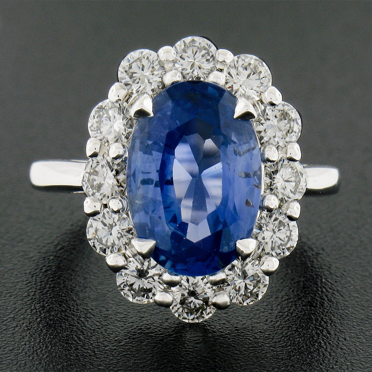 Platinum GIA Ceylon NO HEAT Oval Cornflower Blue Sapphire & Diamond Halo Ring 5 Platinum GIA Ceylon NO HEAT Oval Cornflower Blue Sapphire & Diamond Halo Ring – Image 3