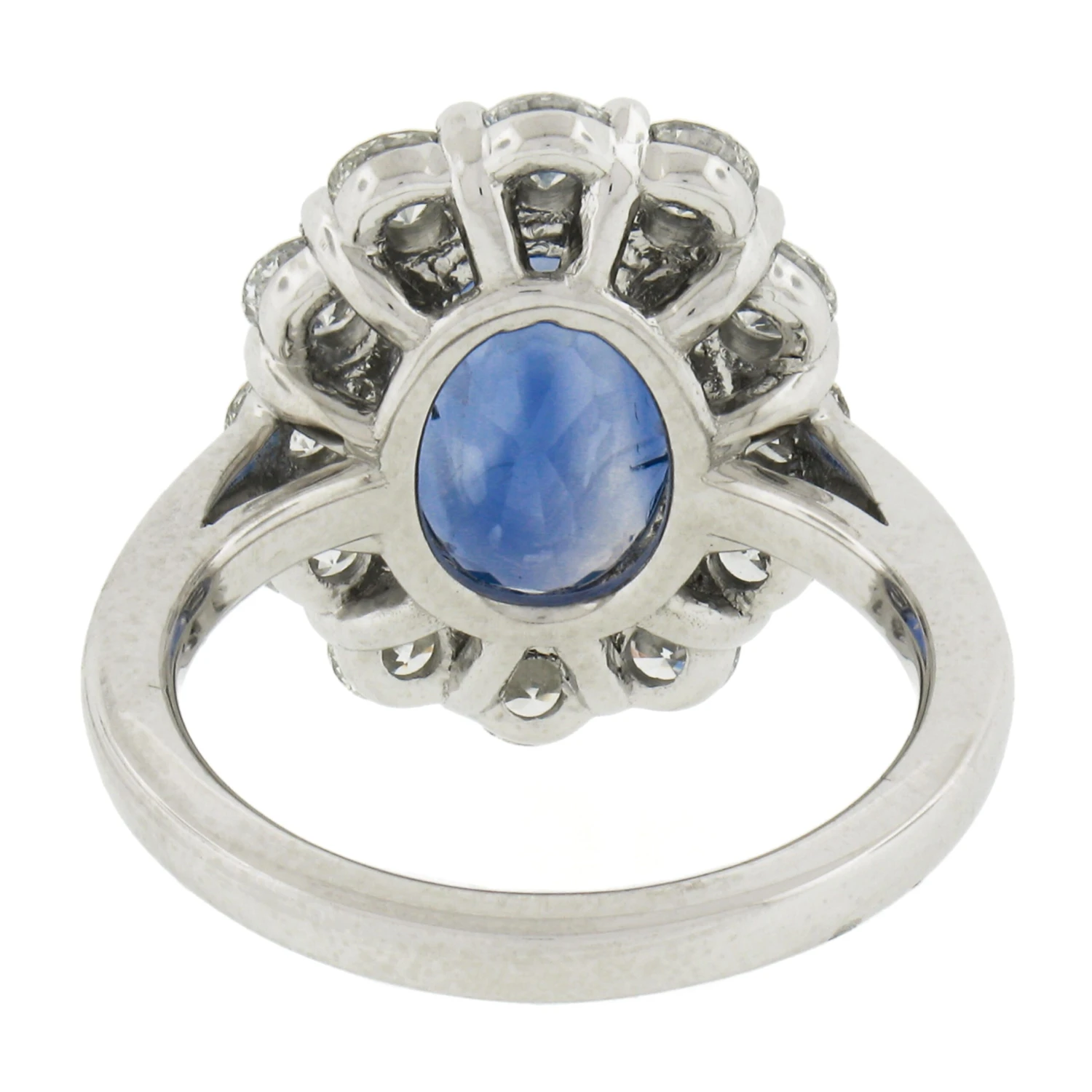 Platinum GIA Ceylon NO HEAT Oval Cornflower Blue Sapphire & Diamond Halo Ring 9 Platinum GIA Ceylon NO HEAT Oval Cornflower Blue Sapphire & Diamond Halo Ring – Image 7