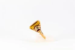 Art Deco Style 12.42 Carat White Diamond Ruby Citrine Yellow Gold Cocktail Ring -Mode Bijouterie Magasin IMG 4516 master