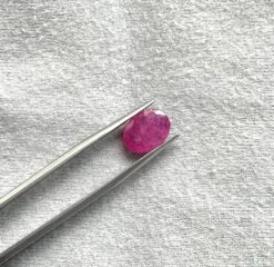 Unknown Certified 3.66 Carats Mozambique Ruby Oval Faceted Cutstone No Heat Natural Gem 11 Unknown Certified 3.66 Carats Mozambique Ruby Oval Faceted Cutstone No Heat Natural Gem -Mode Bijouterie Magasin IMG 4526 master