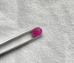 Unknown Certified 3.66 Carats Mozambique Ruby Oval Faceted Cutstone No Heat Natural Gem 12 Unknown Certified 3.66 Carats Mozambique Ruby Oval Faceted Cutstone No Heat Natural Gem -Mode Bijouterie Magasin IMG 4527 master 1