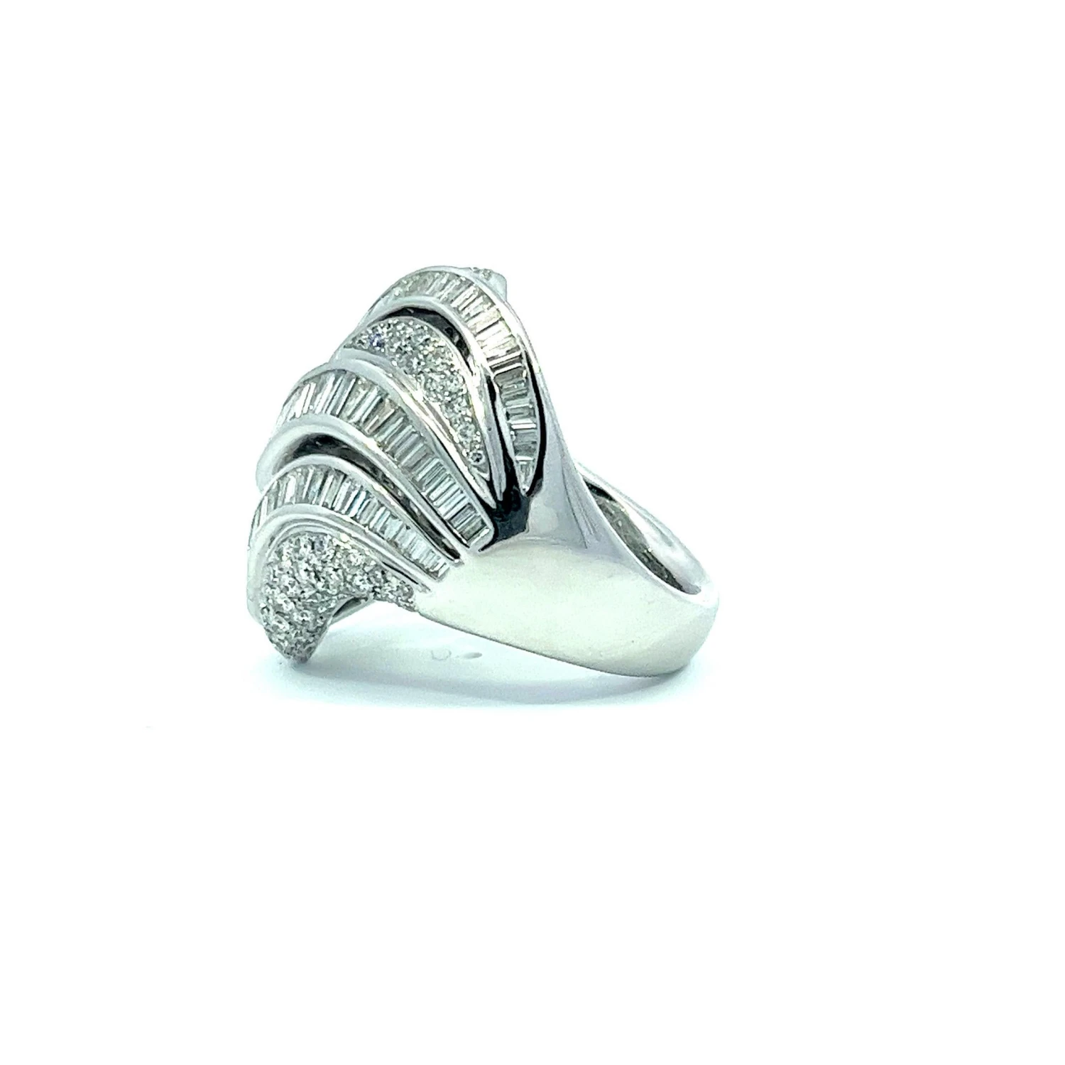 Unknown 18 Karat White Gold Diamond Dome Ring 3.32 Carats 4 Unknown 18 Karat White Gold Diamond Dome Ring 3.32 Carats – Image 2