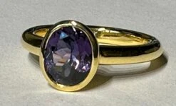Purple Spinel Ring Set In 14 Karat Gold -Mode Bijouterie Magasin IMG 5088 master
