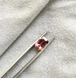 Unknown 4.20 Carats Electric Pink Tourmaline Cushion Faceted Cut Stone Natural Gemstone -Mode Bijouterie Magasin IMG 5180 master