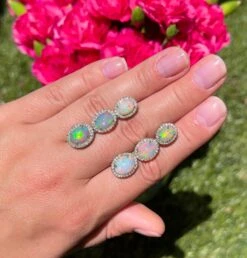 Unknown Important Opal Jewelry Suite Set With Diamonds 69 Carats Total -Mode Bijouterie Magasin IMG 6055 master